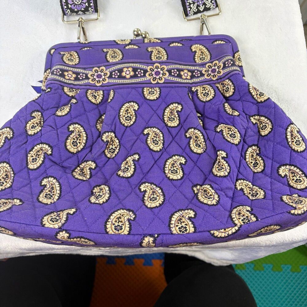Vera Bradley Purple Paisley Quilted Fabric Shoulder Bag Kiss Lock 15x8x4"